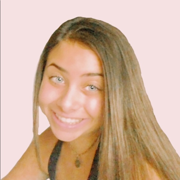 Meet your Posher, Leah - Picture 1 of 1